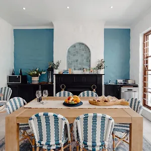 Mediterranean Style In De Waterkant Guest house Cape Town