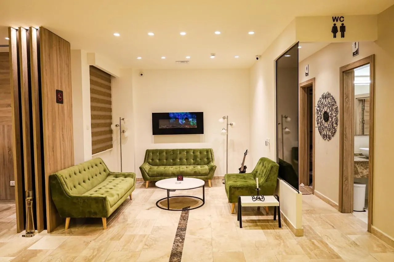Luciana Hotel By Fhm Aqaba