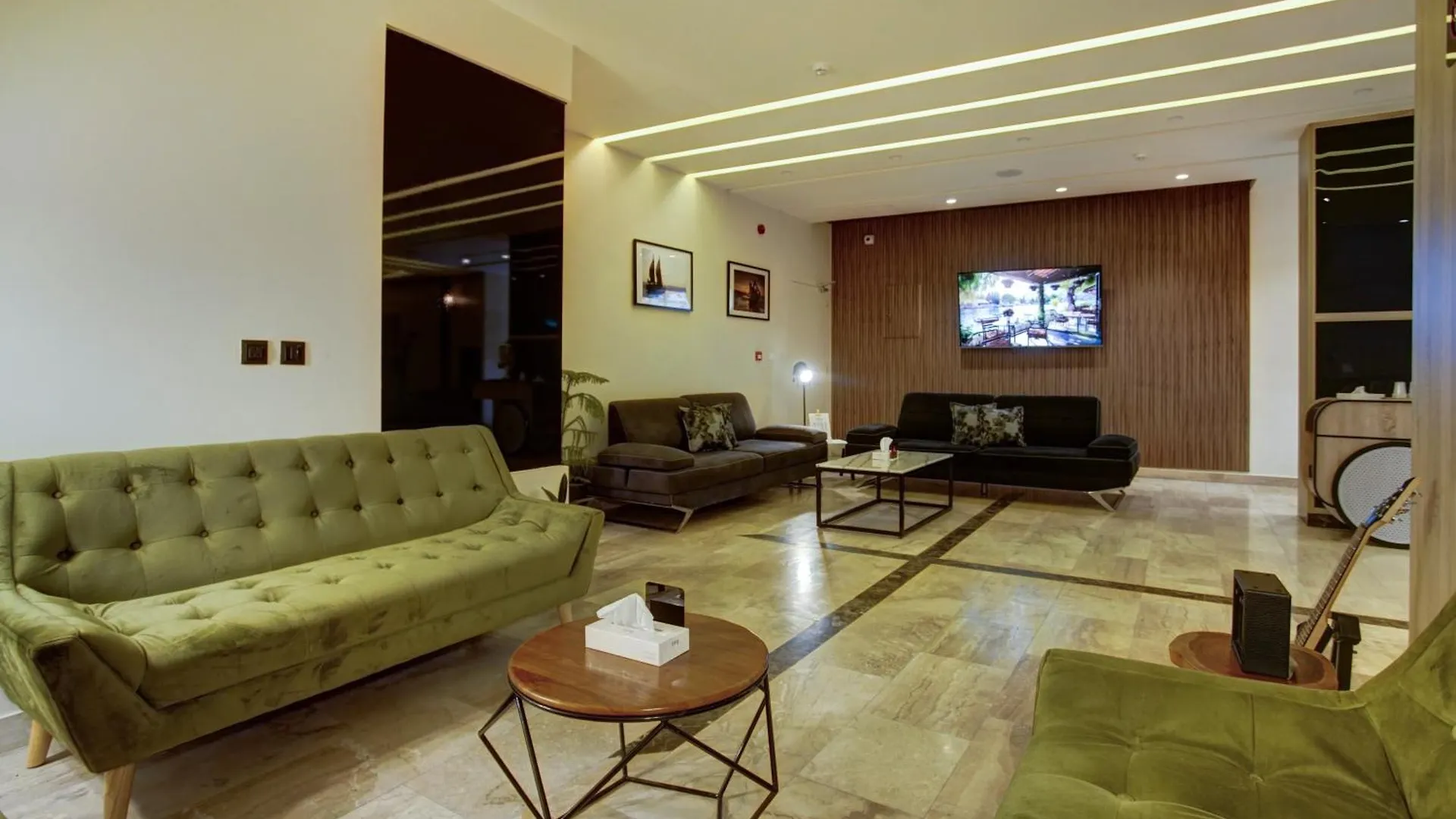 Luciana Hotel By Fhm Aqaba