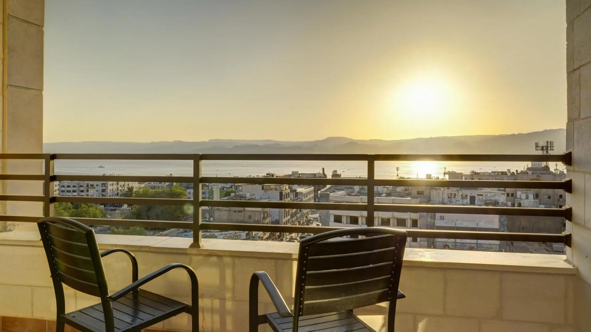 Luciana Hotel By Fhm Aqaba
